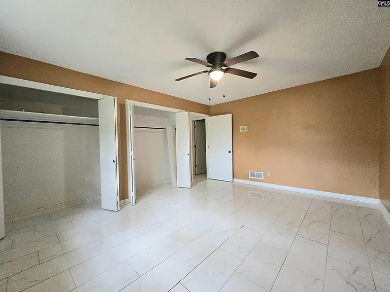 77 Northlake Rd — Photo 33