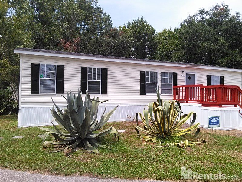 1st image of 2946 Darlene Dr