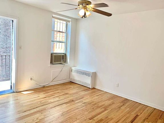 4th image of 70 W 71st St #4G1