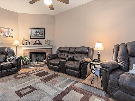 4th image of 8318 Creek Front Dr