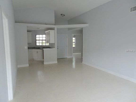 5th image of 12712 Trowbridge Ln