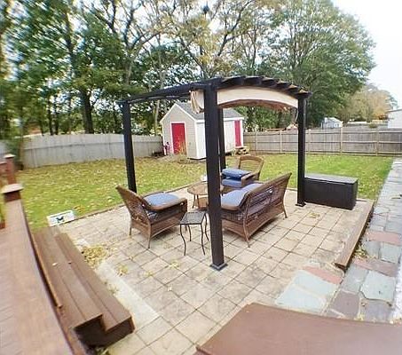 1st image of 126 Carey Cir