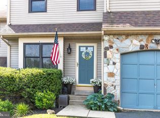 81 Bellwood Dr, Langhorne, PA 19053