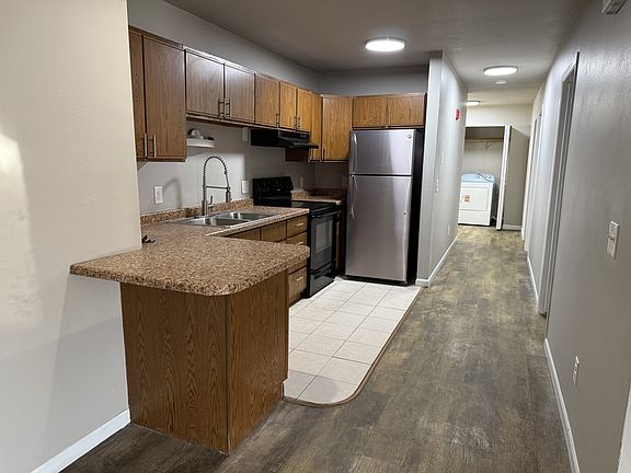 5th image of 825 Wisconsin St #1B