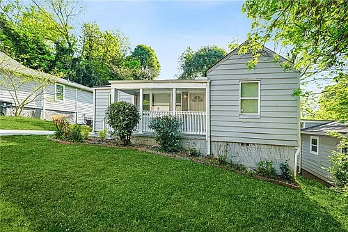 360 Betsy Ave SW Photo 1