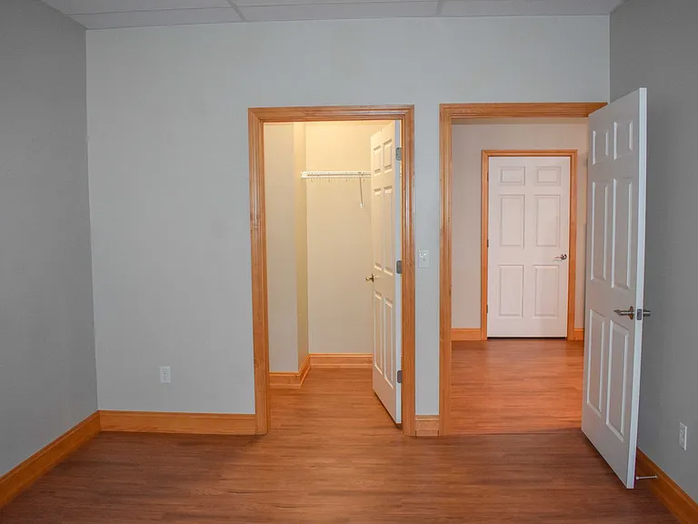 110 E Bald Eagle St — Photo 18