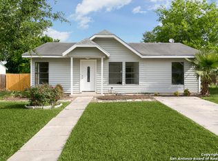 4839 Corian Oak Dr, Kirby, TX 78219