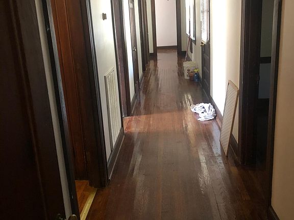 4th image of 1500 Ashwood Ave