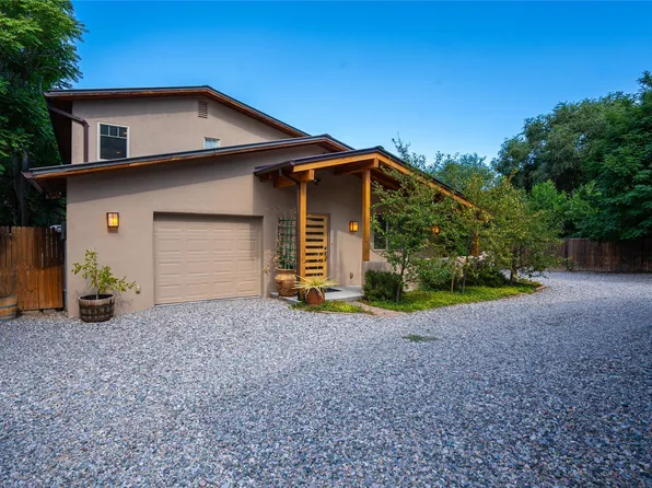 506A County Road 1, Espanola, NM 87532