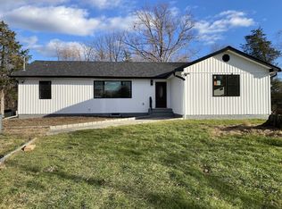 38 Alice Ln, Fishkill, NY 12524