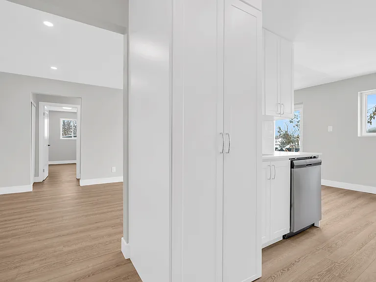 1220 Hamilton St — Photo 18