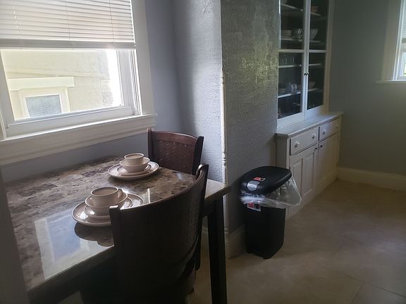 5th image of 2636 Beekman St
