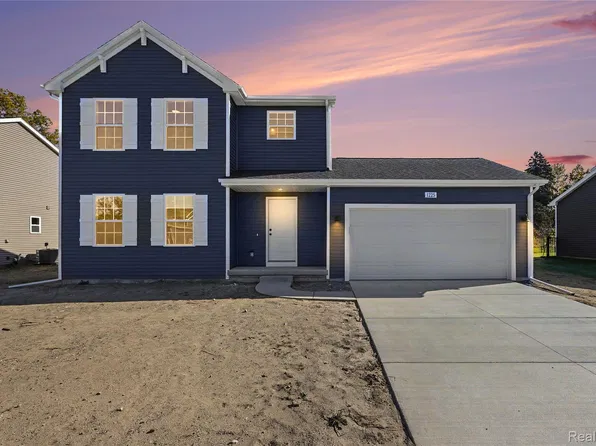 1225 Lockes St, Howell, MI 48843