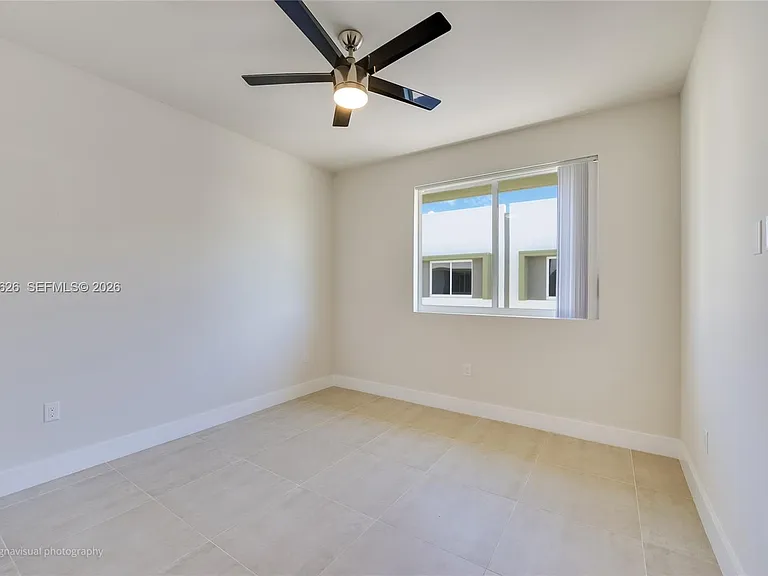7702 SW 95th Ter — Photo 16