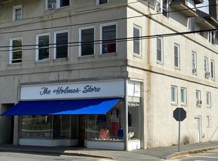 114 Main St, Mount Desert, ME 04662