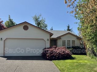 1935 SE 75th Ct, Hillsboro, OR 97123