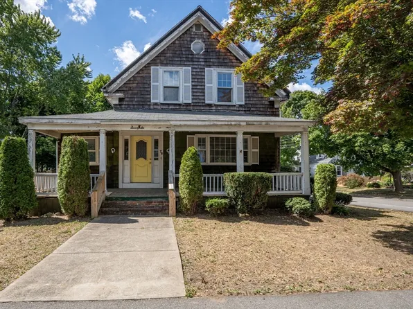 76 Tremont St, Braintree, MA 02184