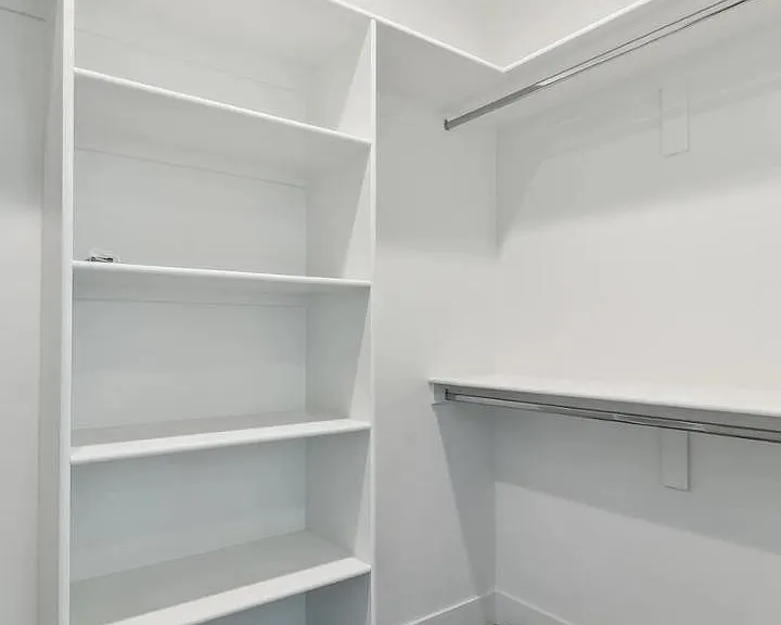 902 W Hazelwood St #B — Photo 28