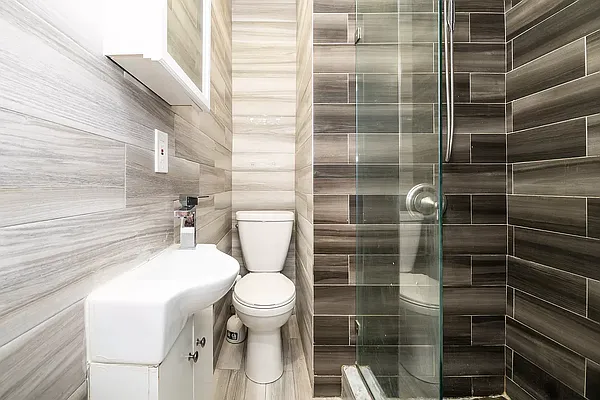 Rented by Platinum Properties | media 5