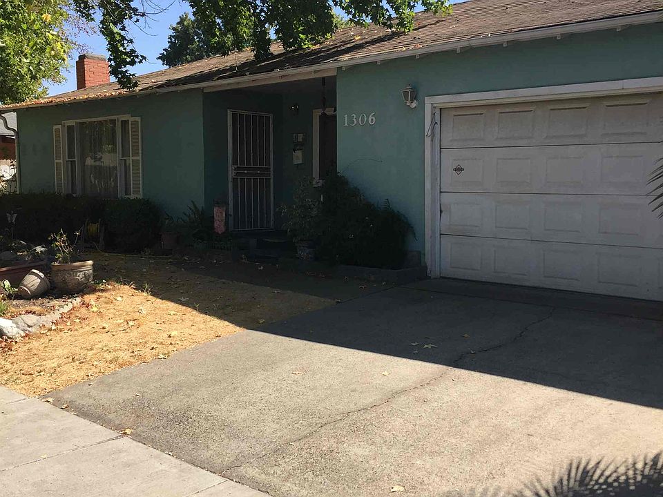 2nd image of 1306 Suzanne Ave