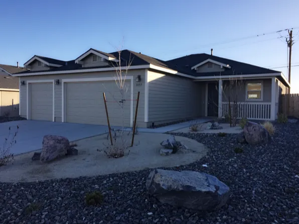 1897 Canal Dr, Fernley, NV 89408
