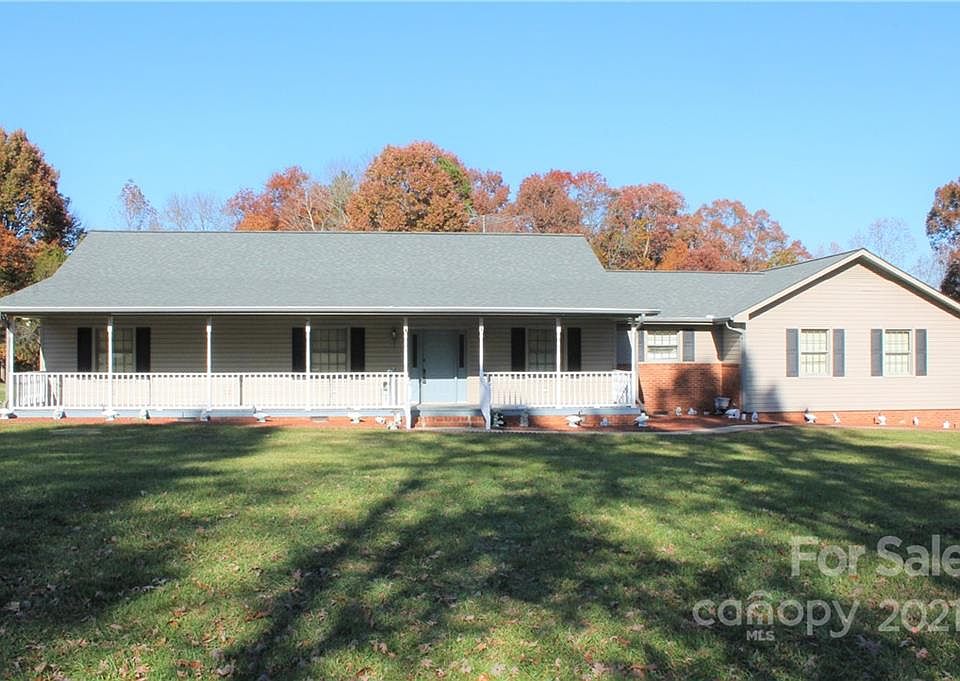 1st image of 157 Oak Haven Dr