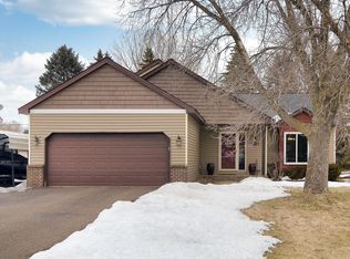 1453 Whisperwood Trl, White Bear Township, MN 55110
