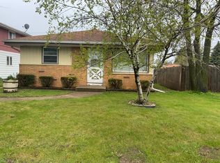 2413 S 108th St, Milwaukee, WI 53227