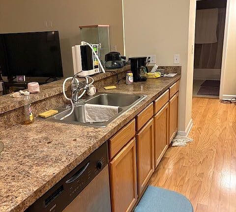 3rd image of 77 N Wolf Rd Unit 210