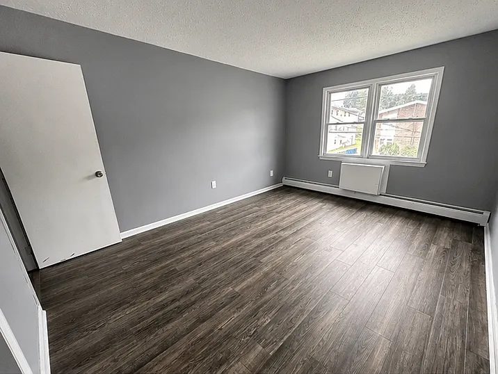 34 Royal Oak Dr #7 — Photo 6