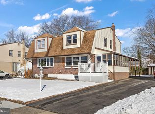 1347 Parklane Rd, Swarthmore, PA 19081