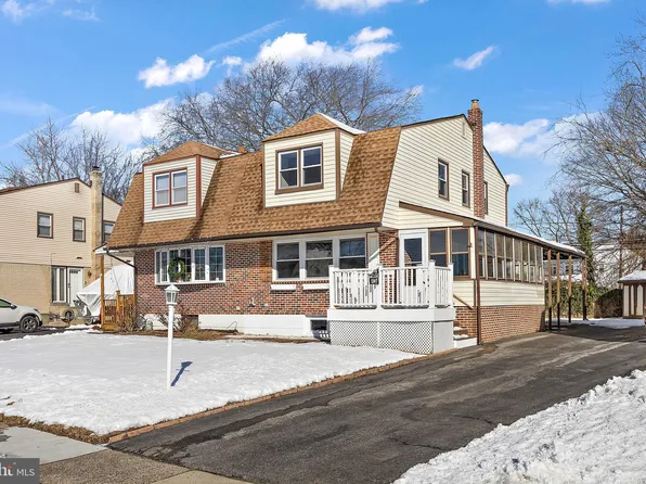 1347 Parklane Rd, Swarthmore, PA 19081