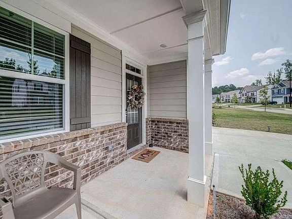 4th image of 454 Sweet Bay Ln
