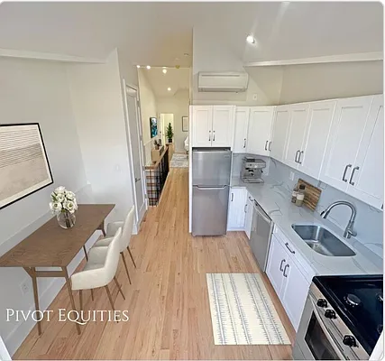 Kitchen, photo 1