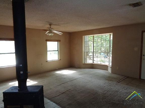 3rd image of 461 Private Road 7997