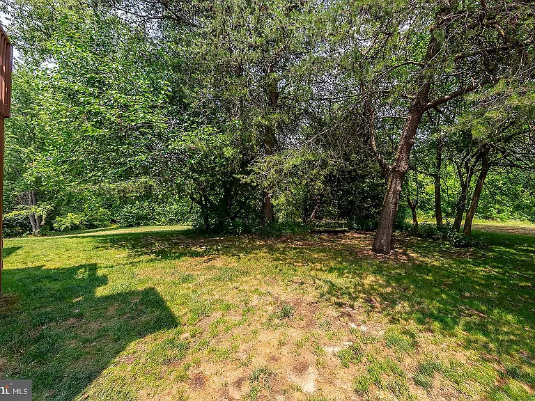1122 Tristram Cir — Photo 16