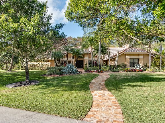 2nd image of 7707 Andes Ln
