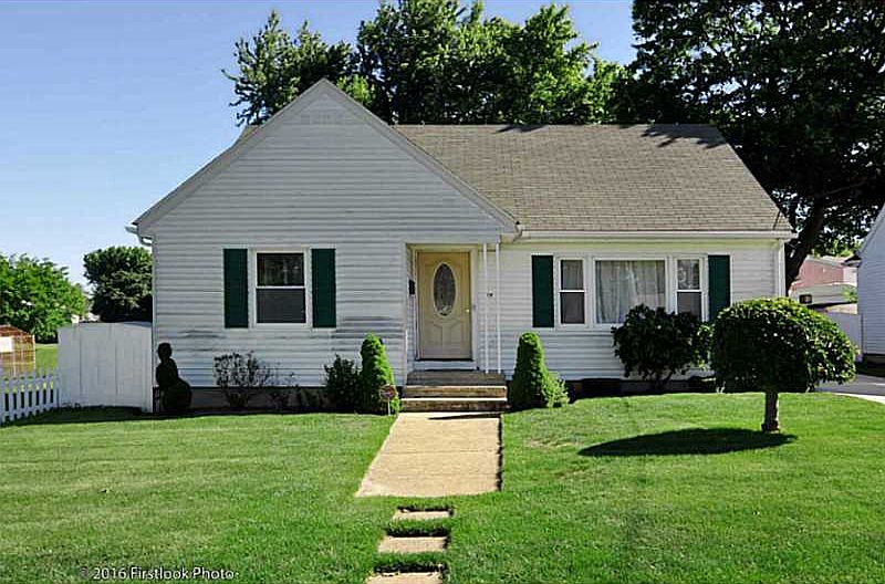 1st image of 89 Cottage St
