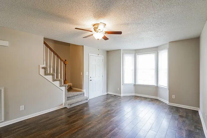 4 bed, 2.0 bath, 1507 sqft, $1,995 — Photo 4