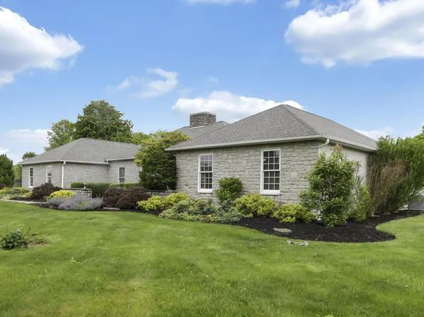 3588 Thornhill Ln, Grove City, OH 43123