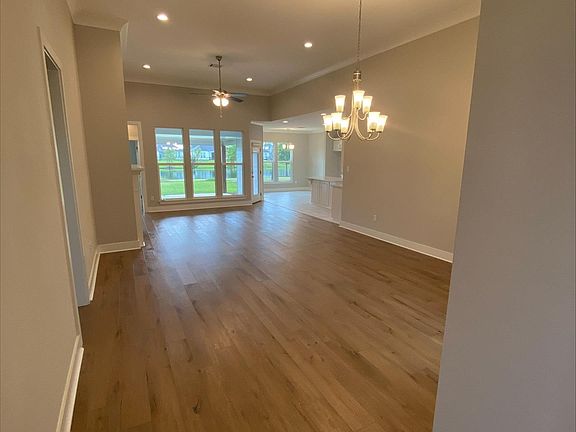 2nd image of 3031 Canewood Ln