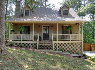 22 Holly Dr, Cartersville, GA 30121