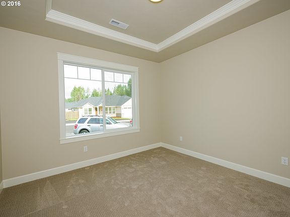 5th image of 5805 NE 120th St