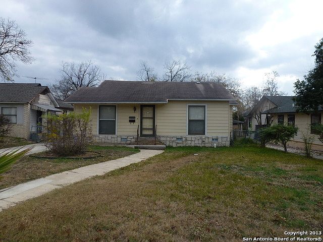 1st image of 2022 W Woodlawn Ave