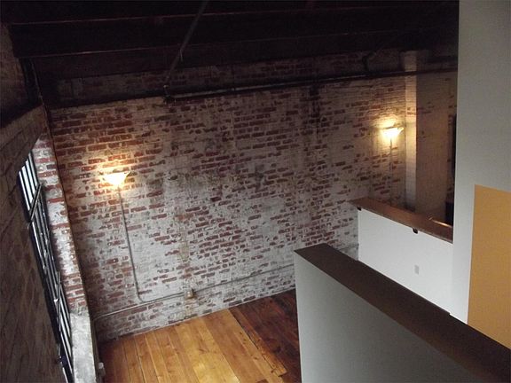 3rd image of 125 Inman St E #11287122