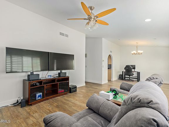 4th image of 10830 N 106th Pl