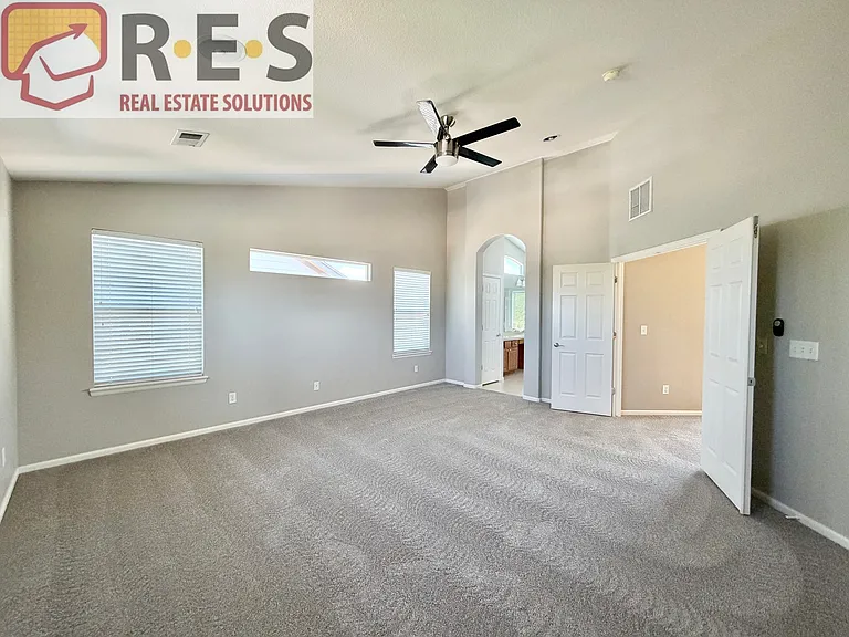 1698 Peridot Ln — Photo 6