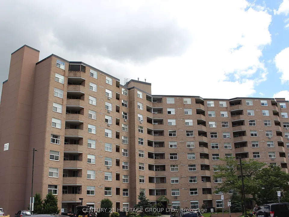 260 Davis Dr #204