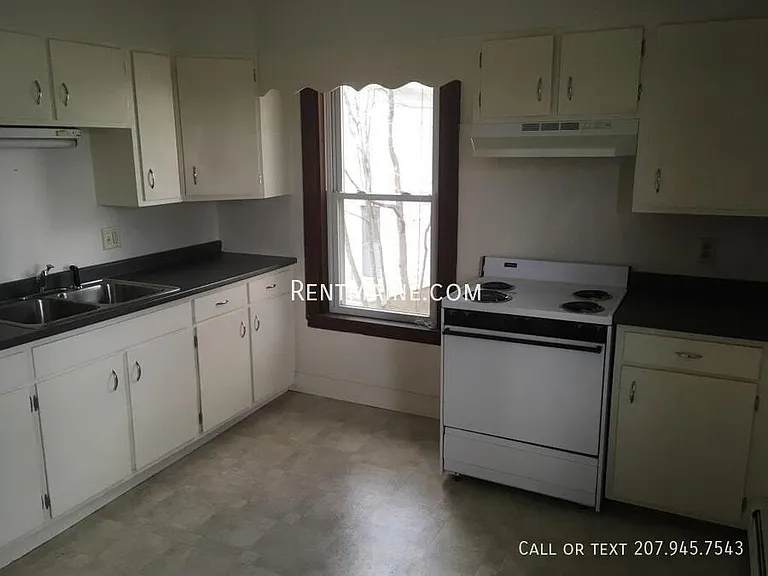 699-701 Main St #2 — Photo 5