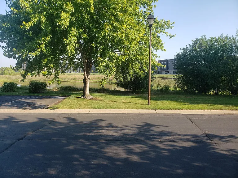 15555 Garnet Way — Photo 3